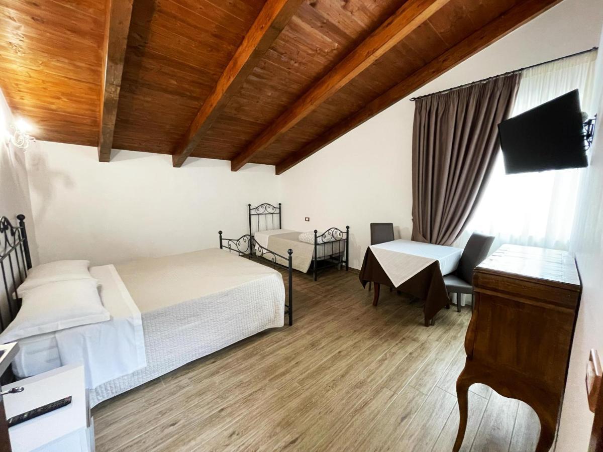 Tenuta Morrone Pertosa Exterior photo
